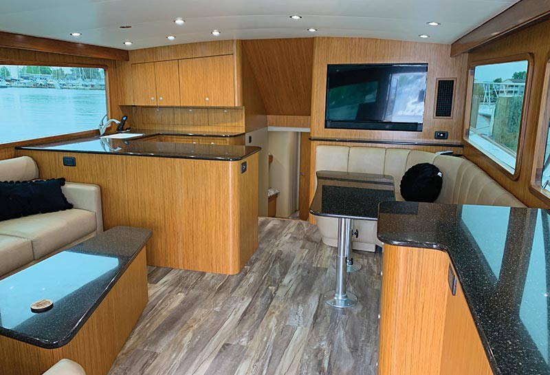 65-Sportfish-RoShamBo-Interior