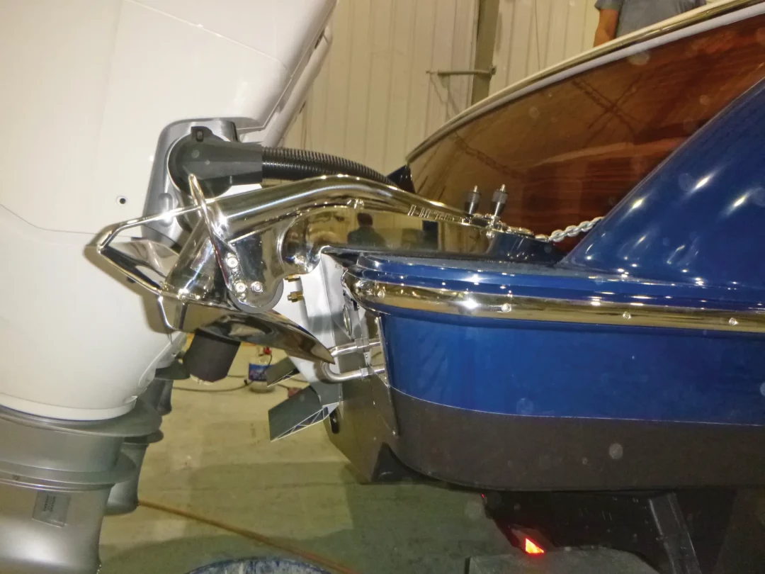 transom_mounted_ancho_windlass_valhalla_V46