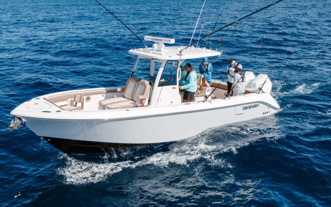 Meet the newest model from Everglades Boats – the 315cc